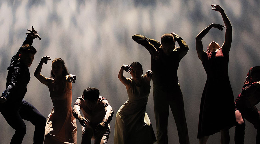 Expressions Dance Company and BeijingDance/LDTX are bringing their new work Matrix to QPAC